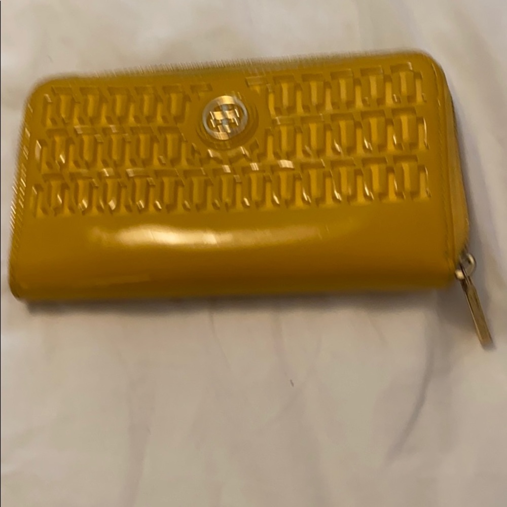 Tory Burch Wallet
